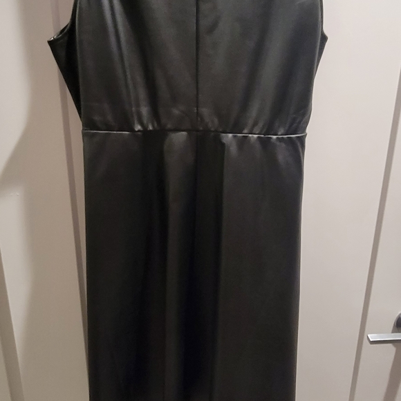 BLACK FAUX LEATHER SKATER DRESS - Picture 5 of 5
